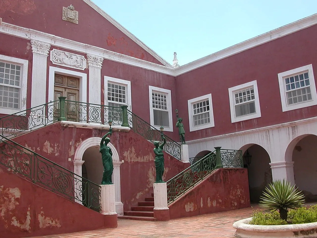 Palácio e Capela de São Paulo