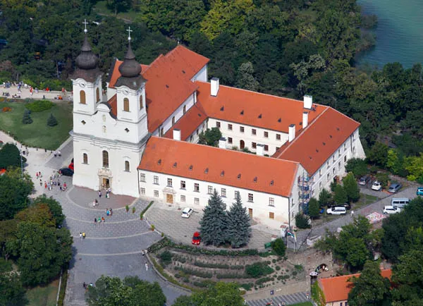 Tihanyi apátság