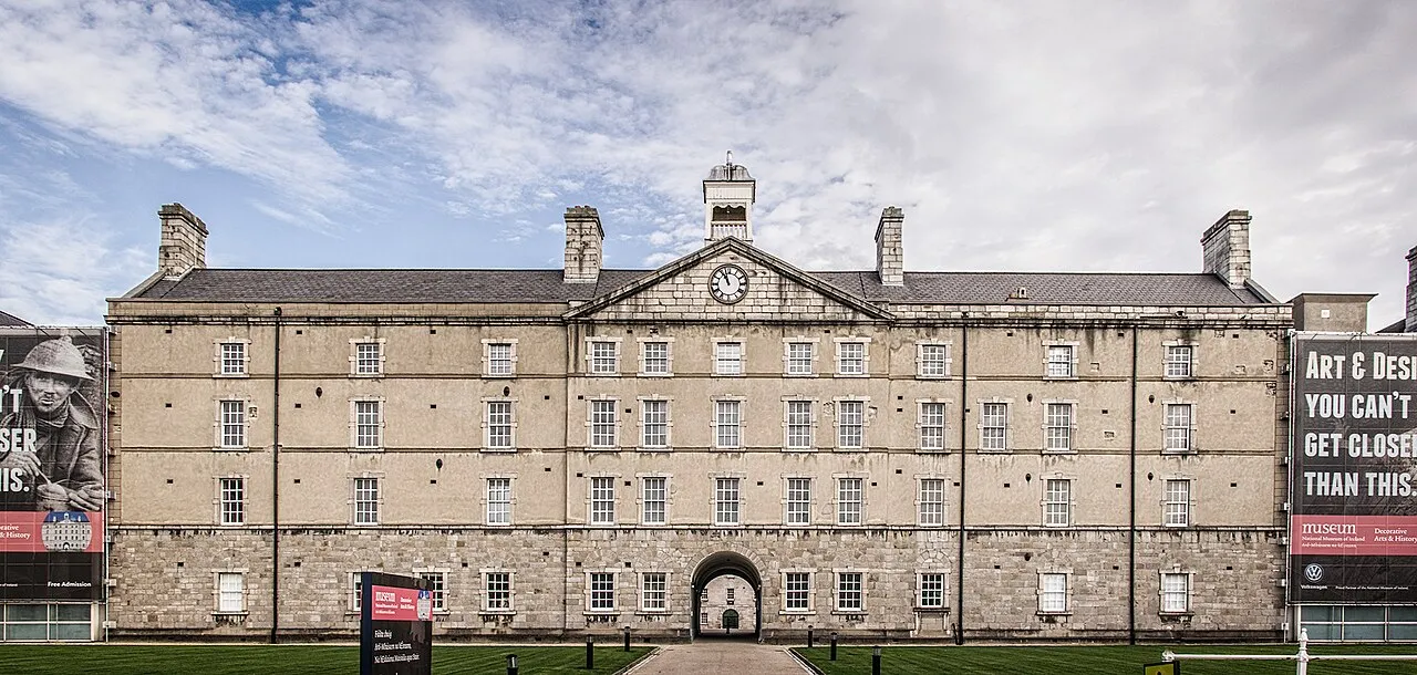 National Museum of Ireland - Decorative Arts and History