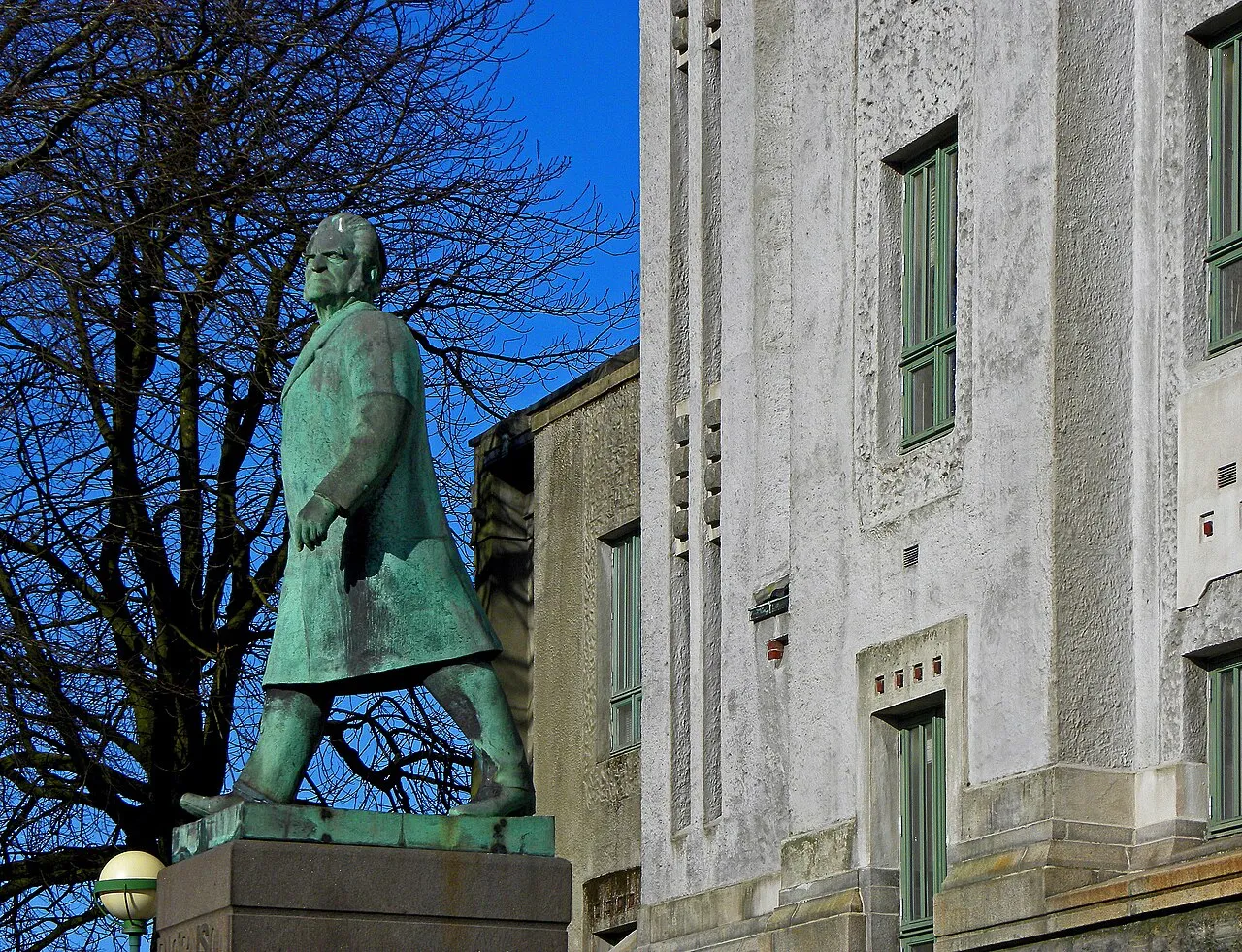 Bjørnstjerne Bjørnson-statuen