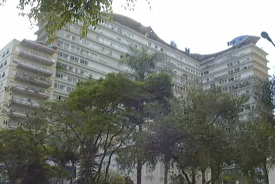 Bretagne Building
