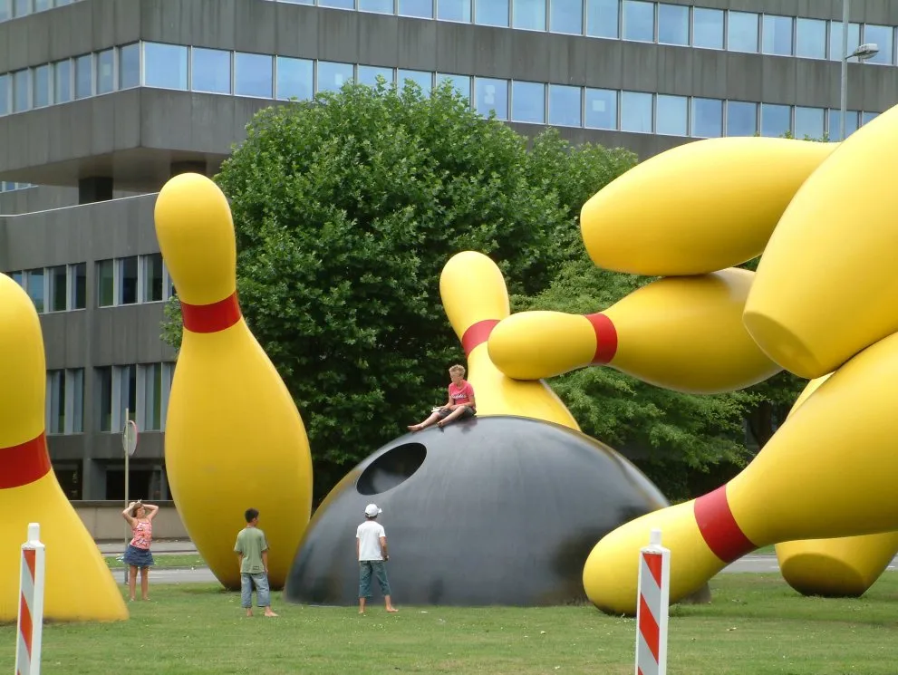 Flying Pins