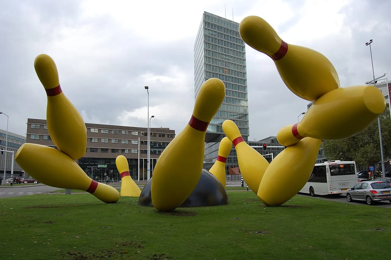 Flying Pins