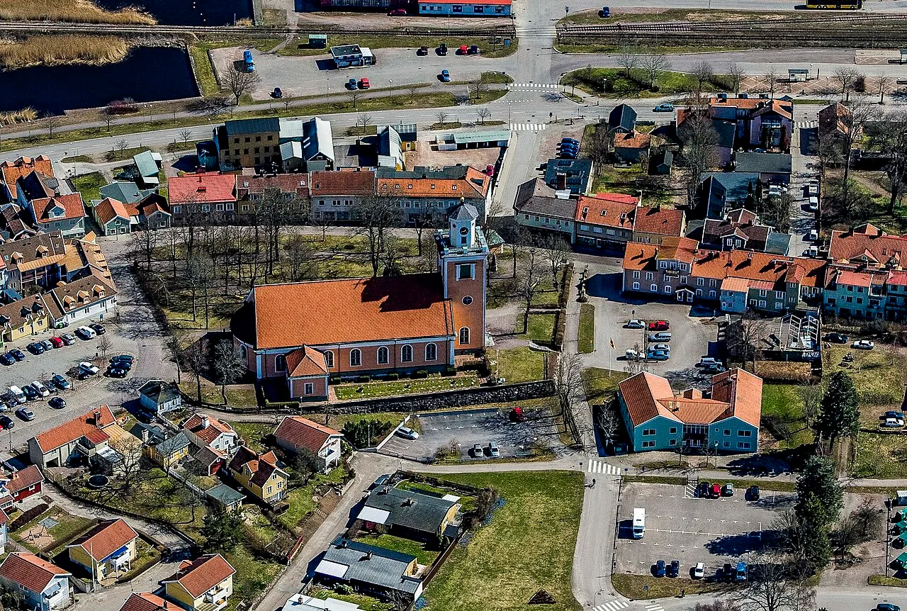Mönsterås kyrka