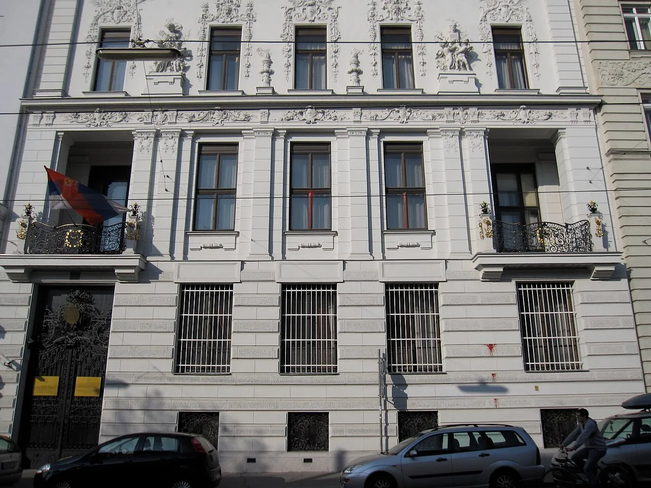 Palais Hoyos