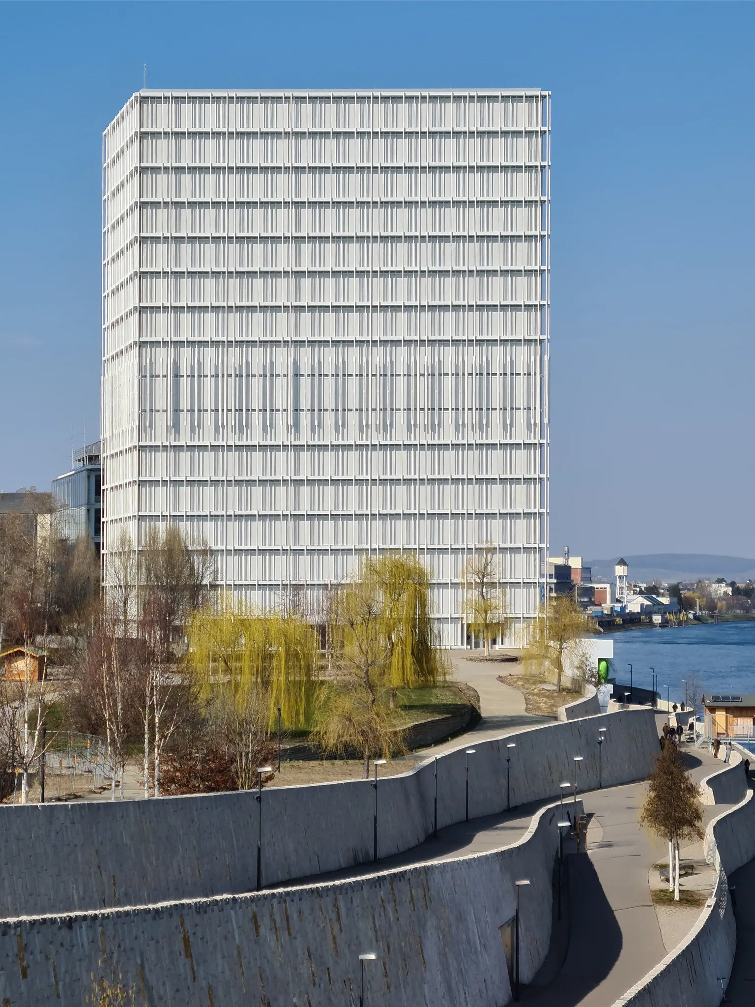 Novartis Asklepios 8