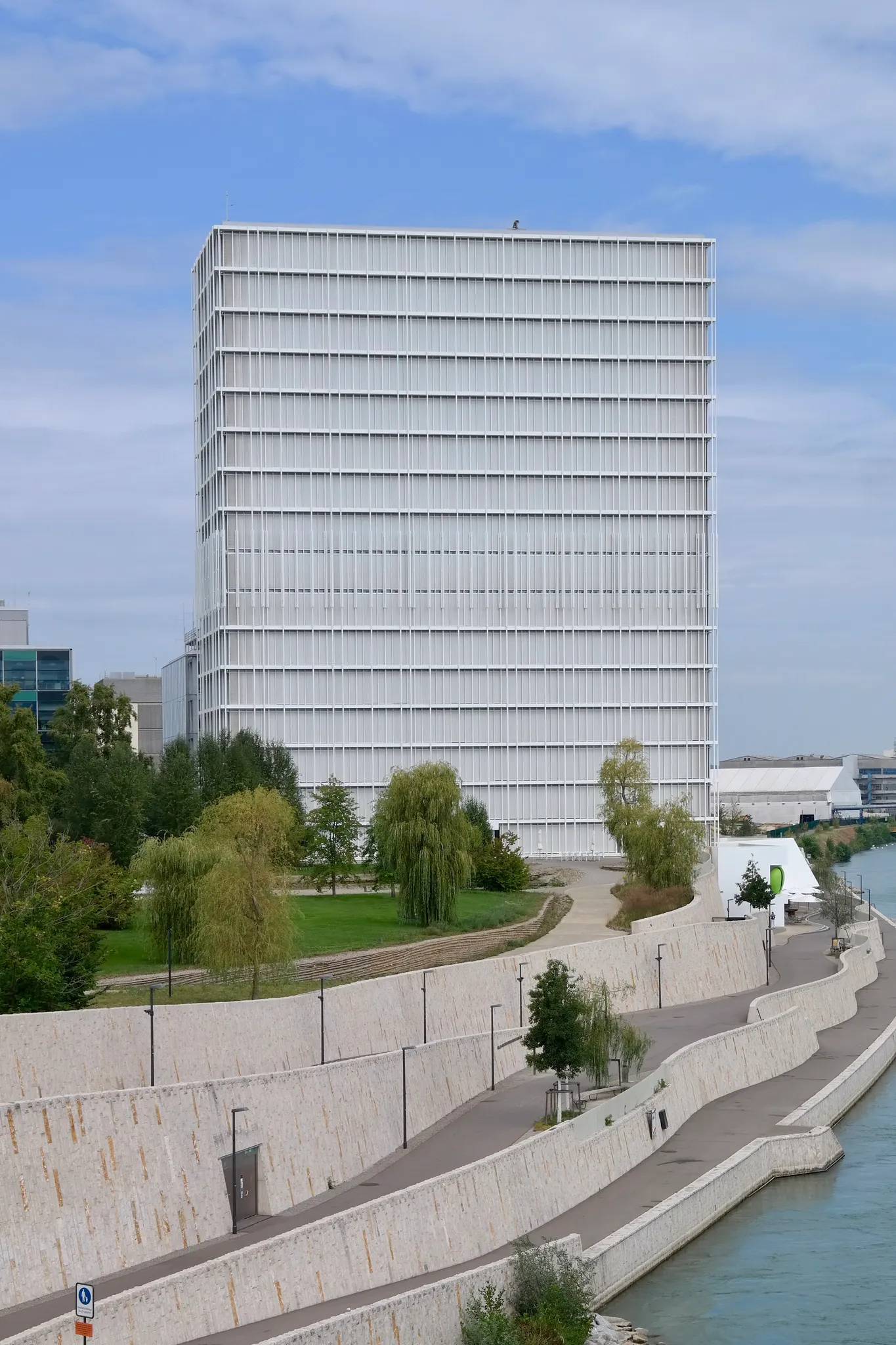 Novartis Asklepios 8