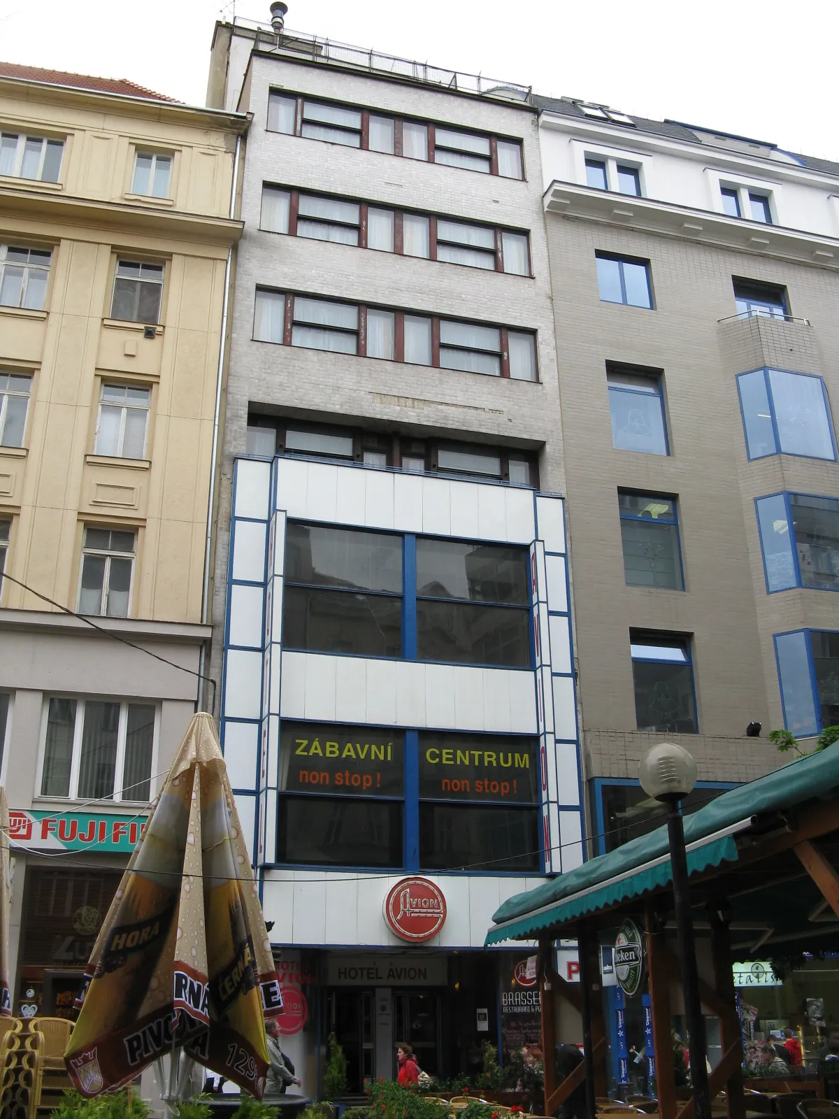 Hotel Avion