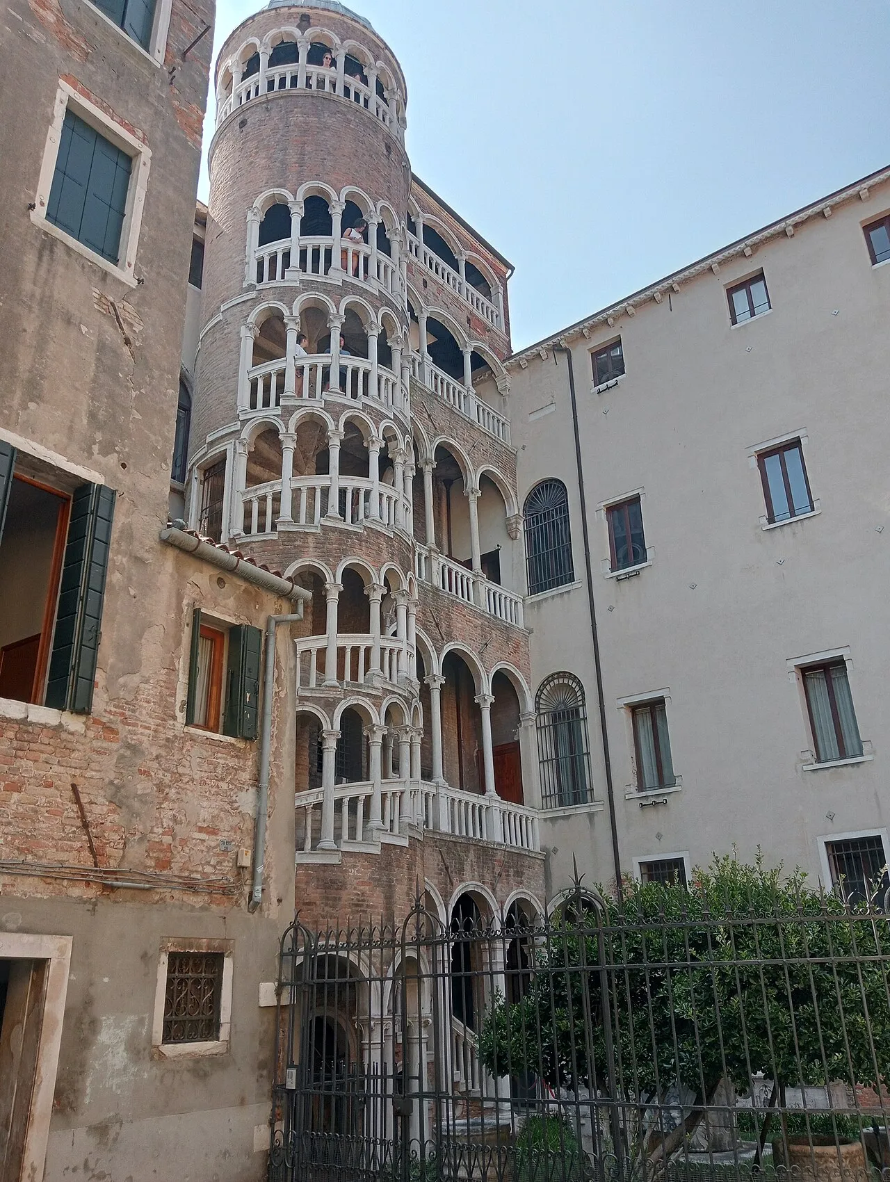 Palazzo Contarini del Bovolo