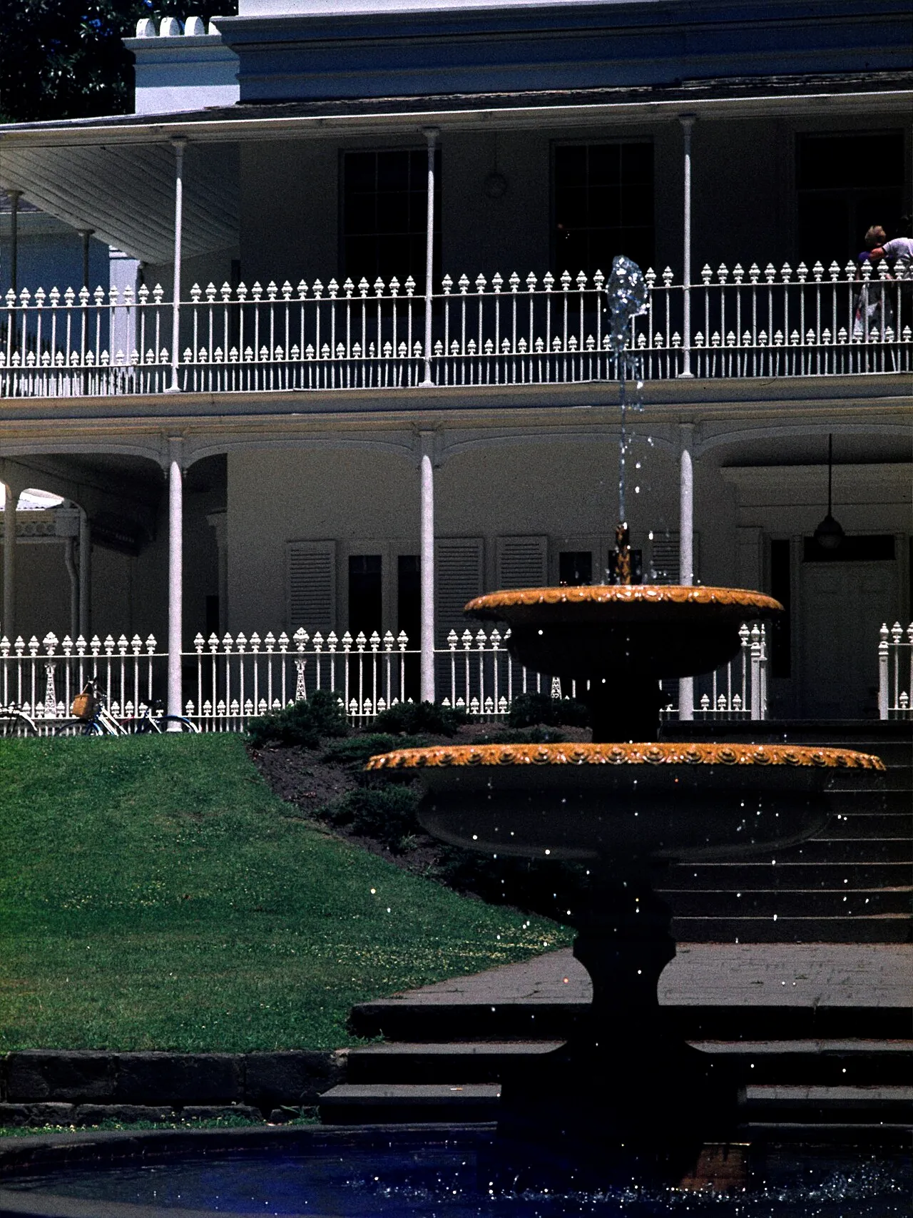 Como House