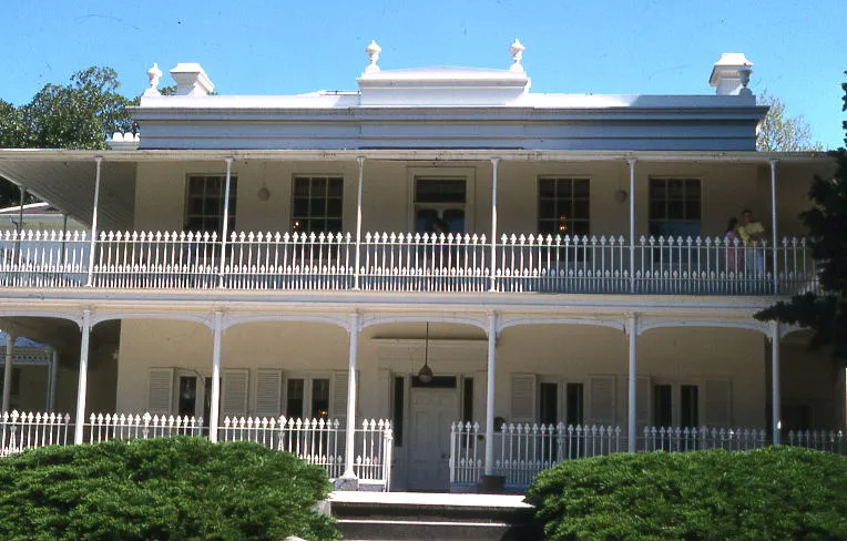 Como House