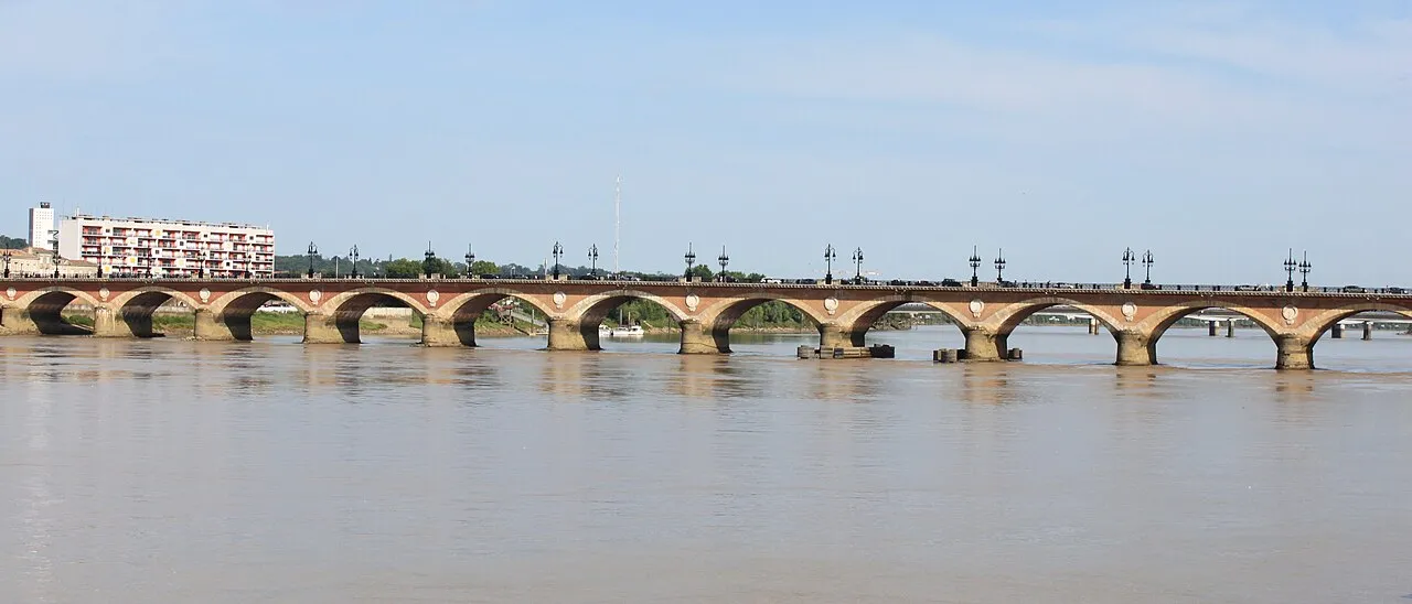 Pont de Pierre
