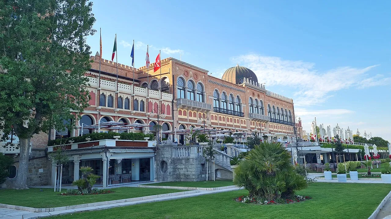 Hotel Excelsior