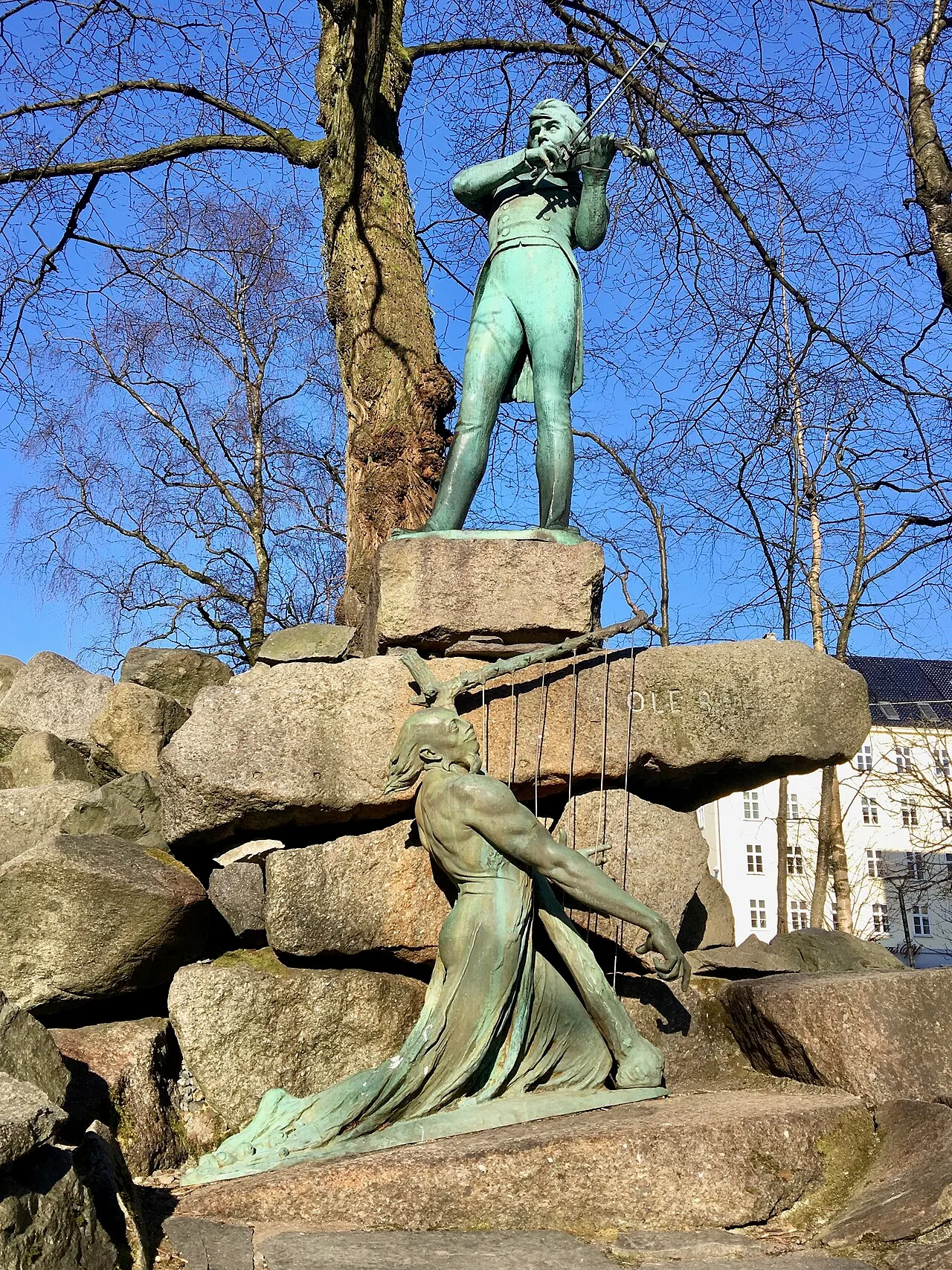 Ole Bull-statuen
