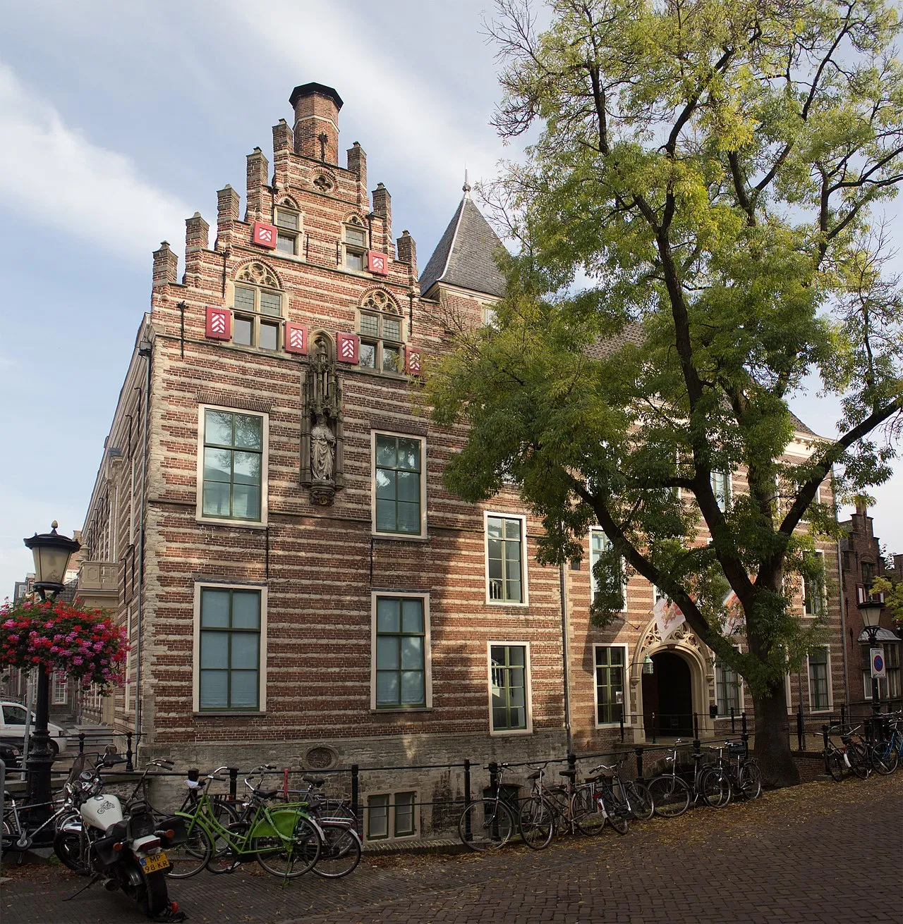 Paushuize (Papal House)
