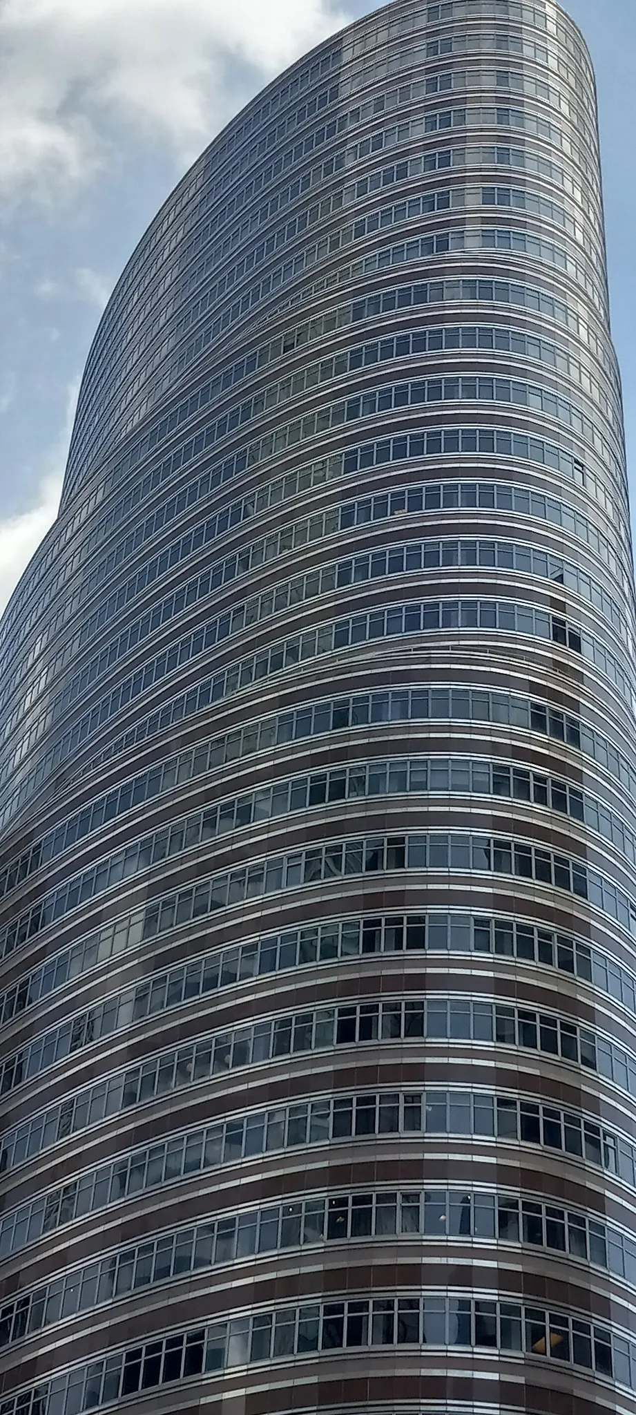 Lipstick Building