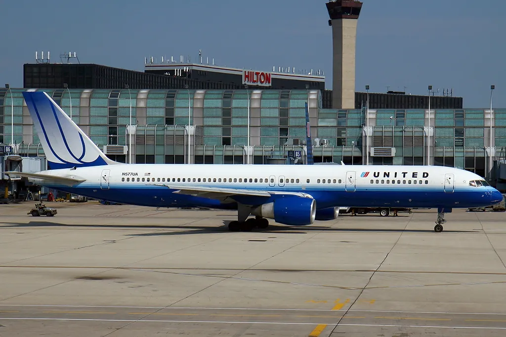 United Airlines Terminal (Terminal 1)