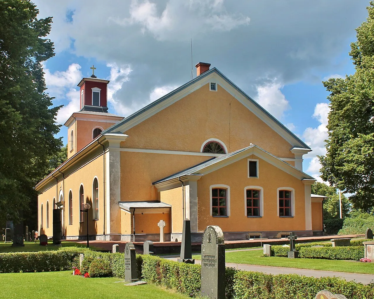 Ålems kyrka