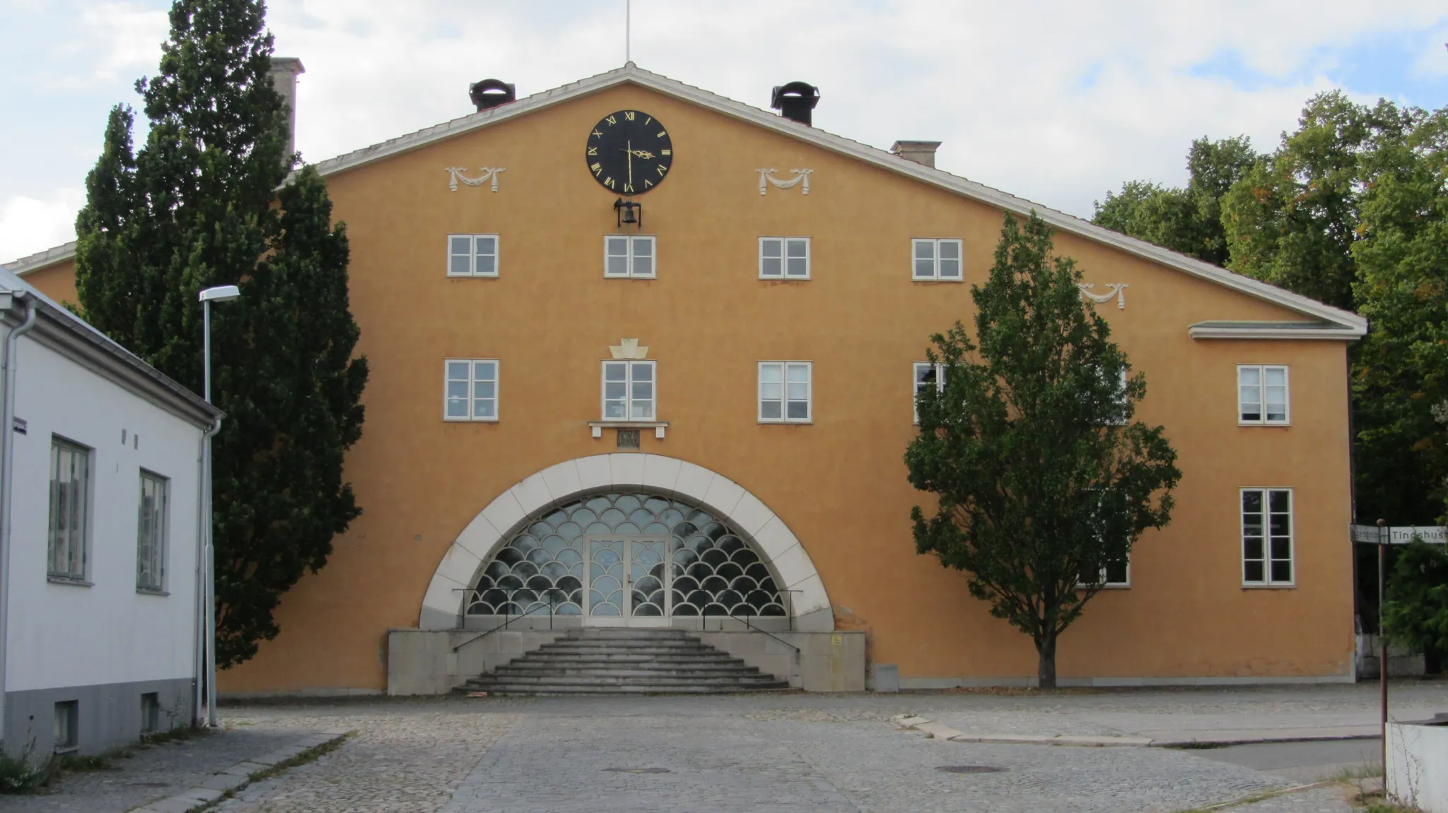 Listers härads tingshus