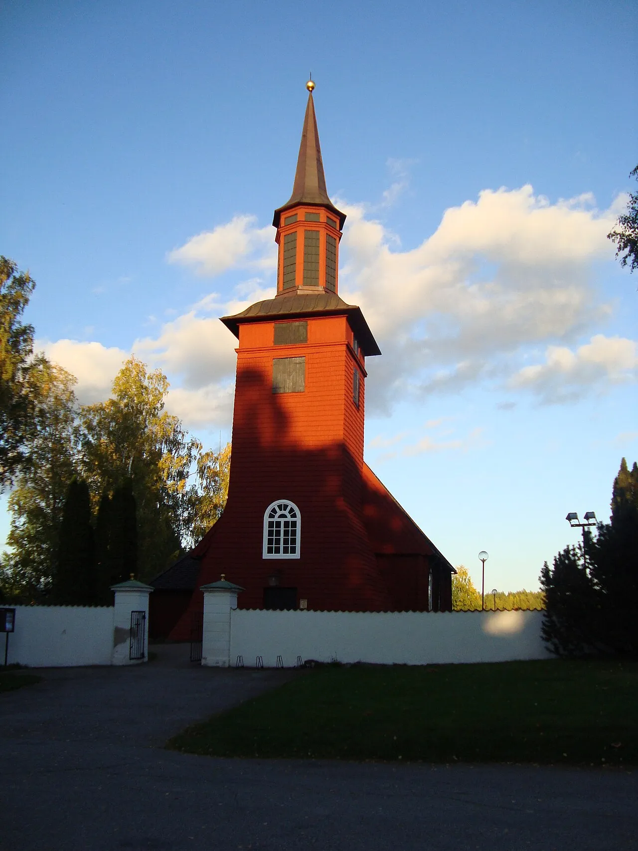 Hosjö kyrka