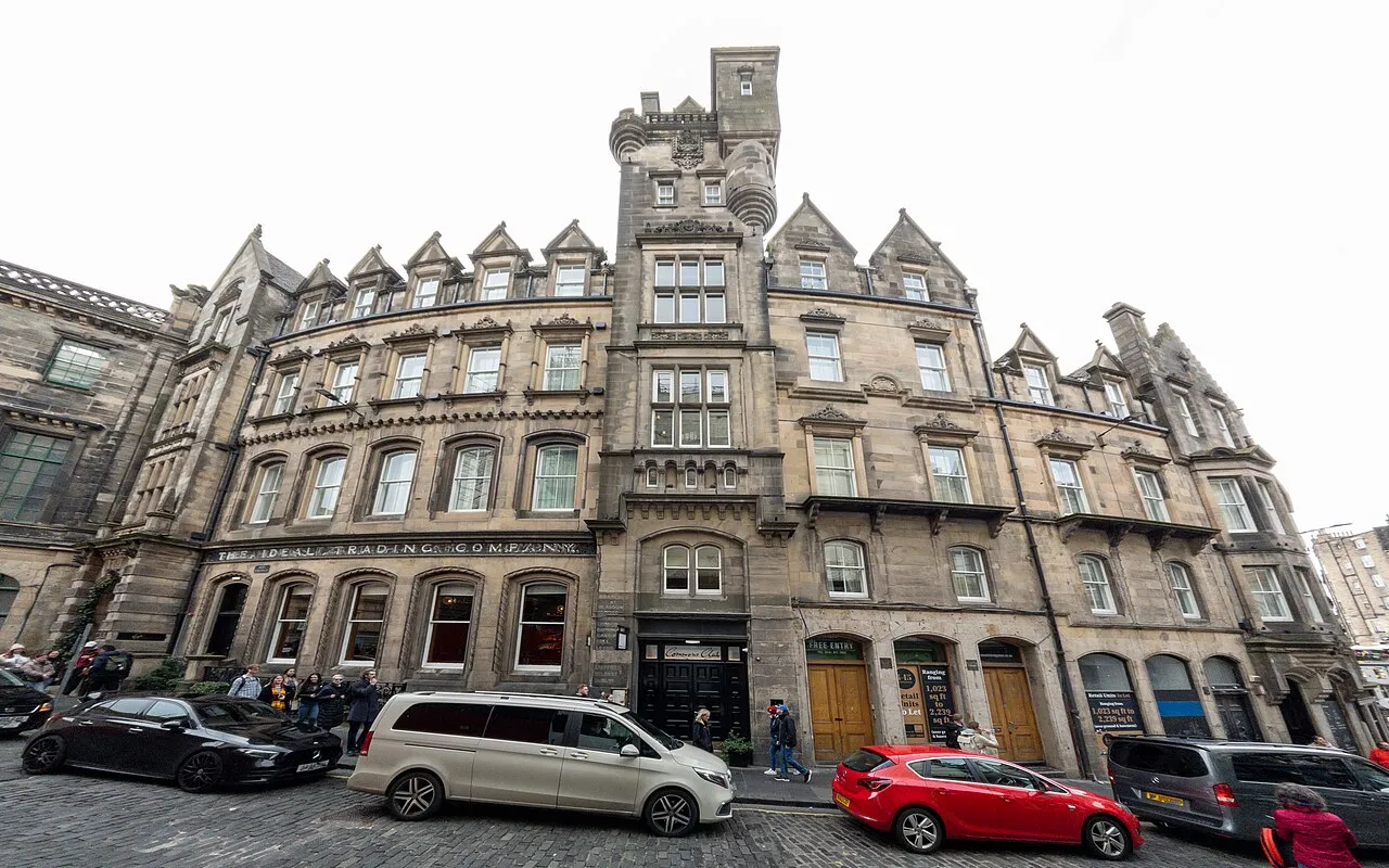 Victoria Street