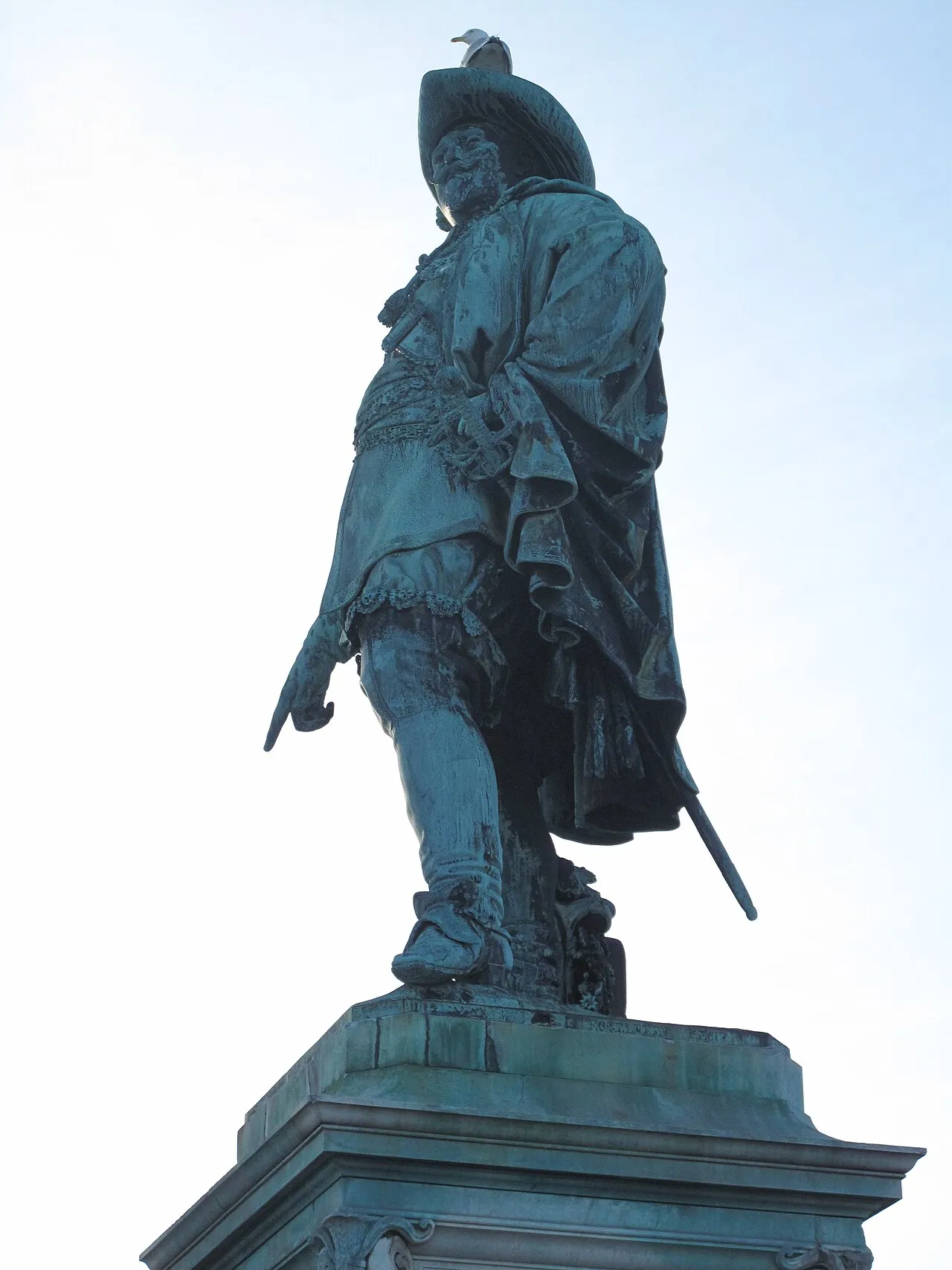 statue of Gustaaf II Adolf