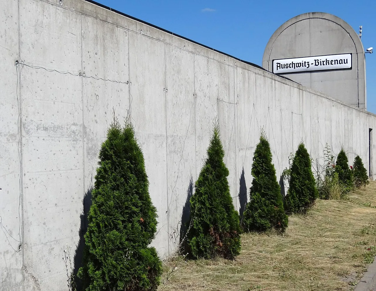 Radegast Station Memorial