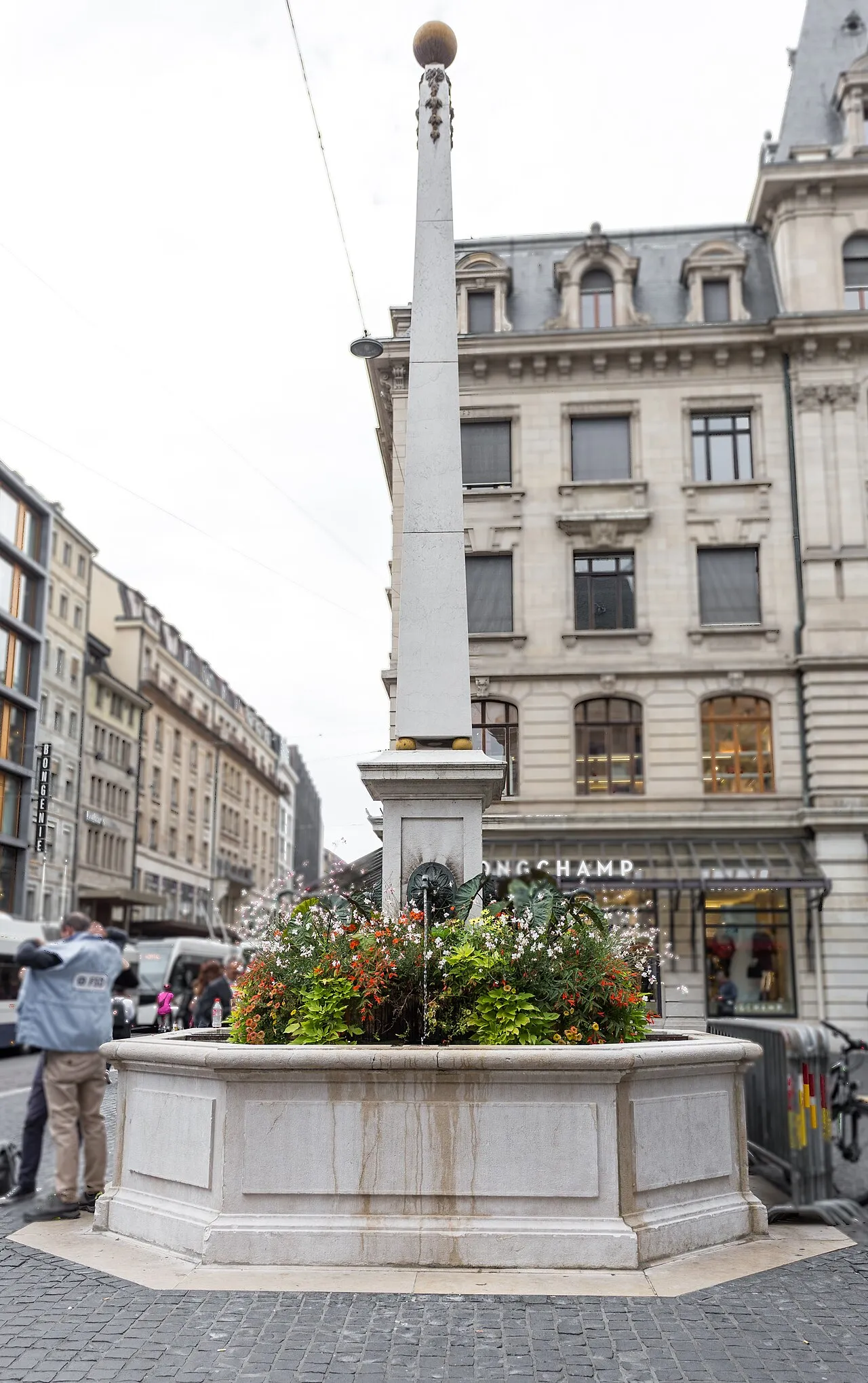 Croix de la Place du Molard