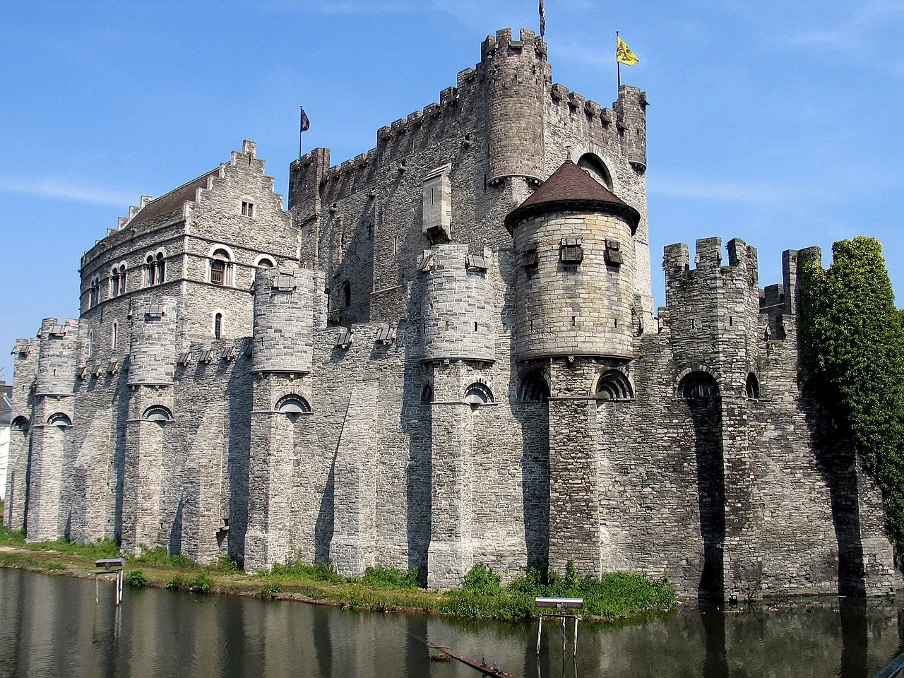 Castle of the Counts