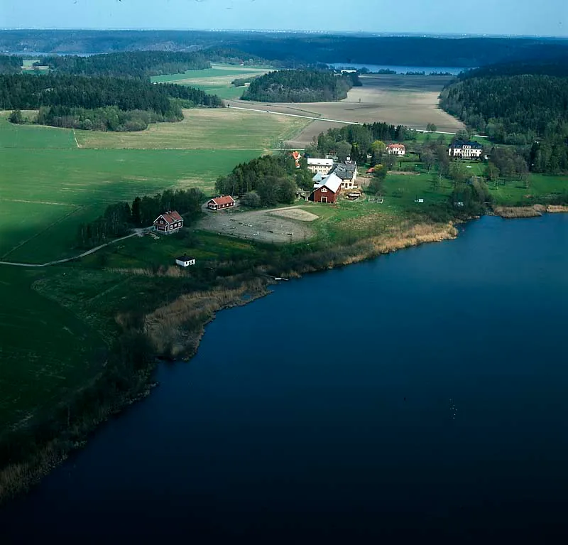 Hågelby gård