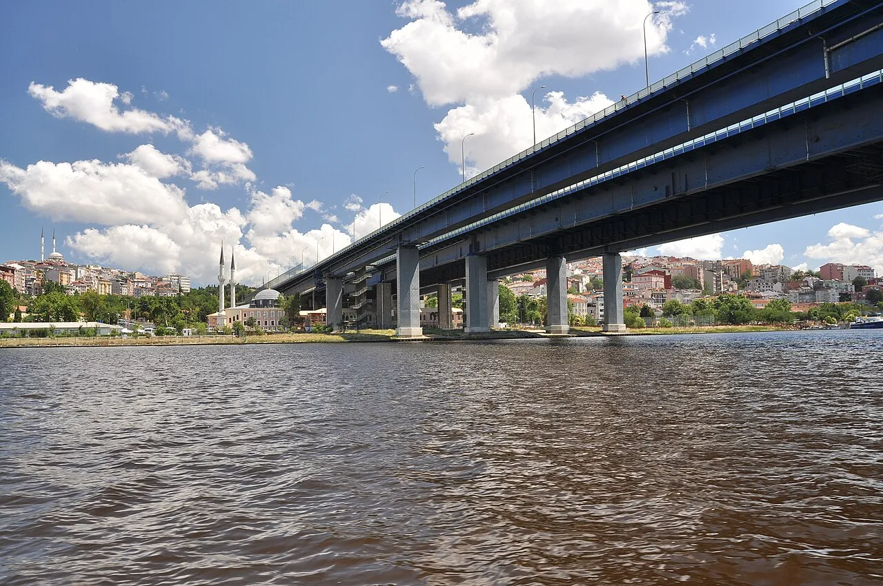 Golden Horn Metro Bridge