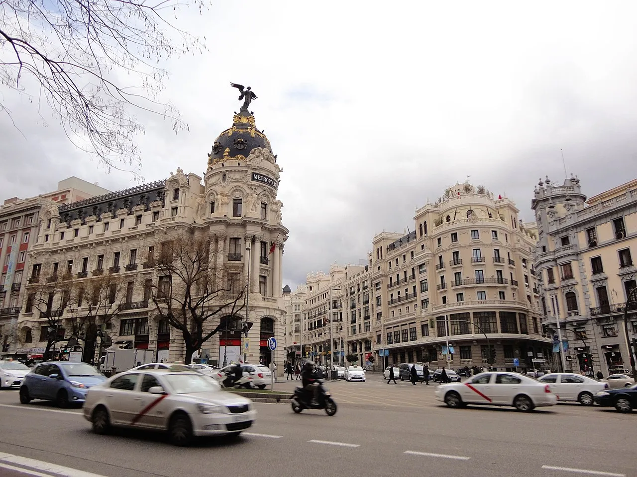 Metropolis Building