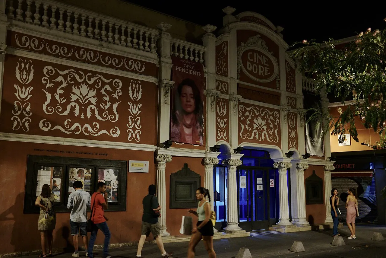 Cine Doré