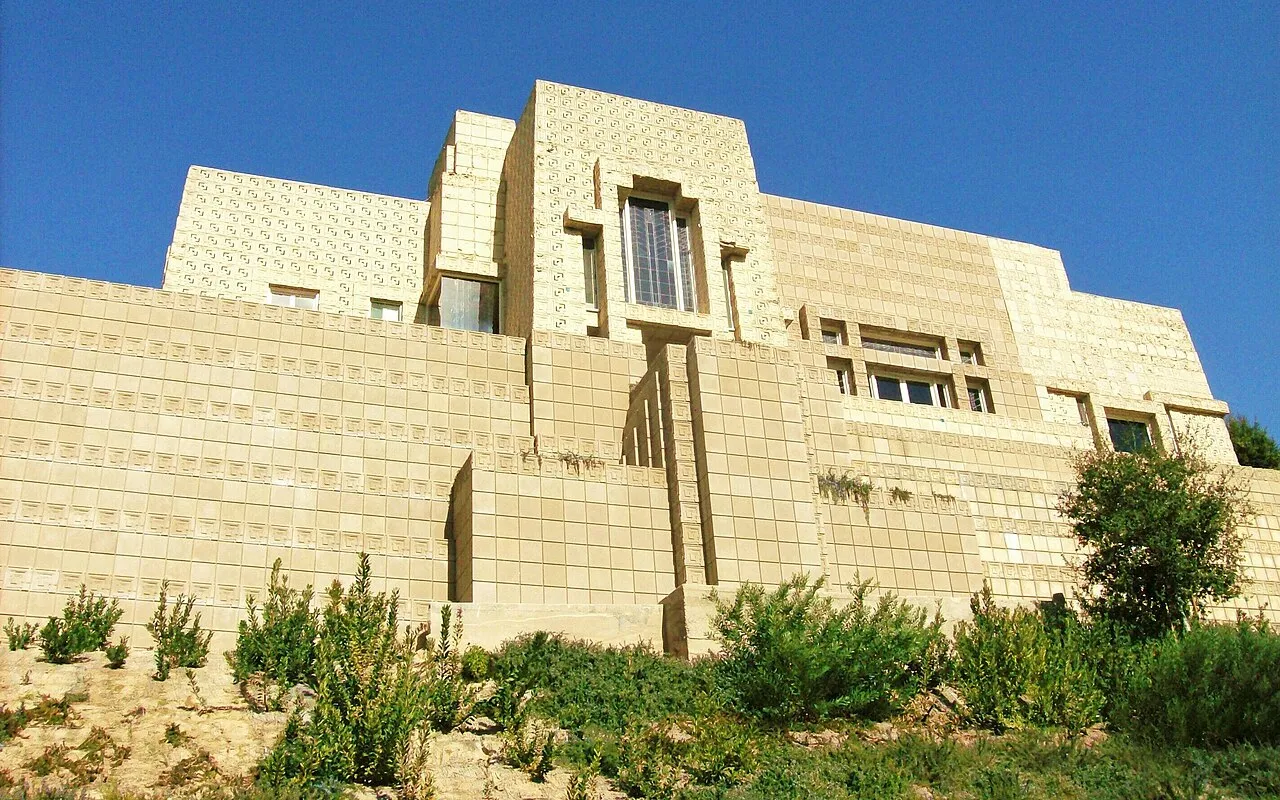 Ennis House