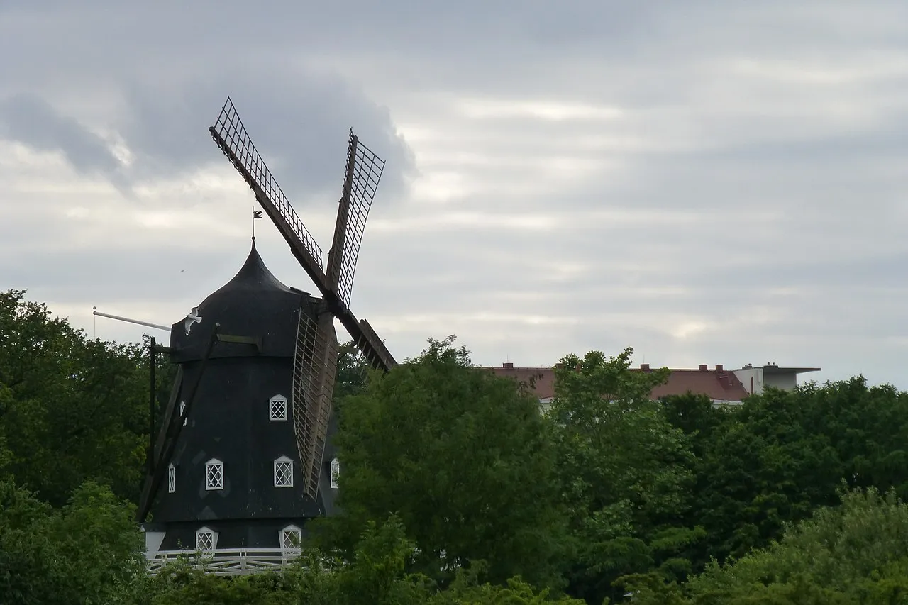 Slottsmöllan och Möllarebostaden