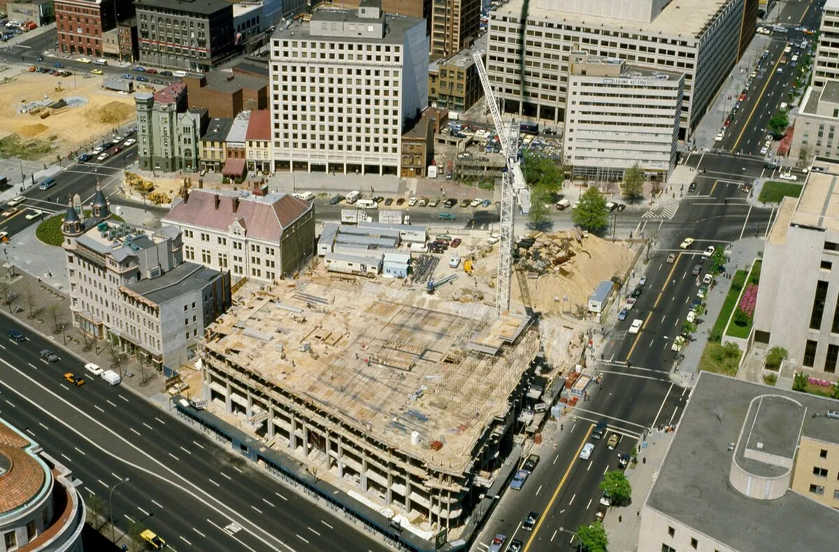 Apex Building