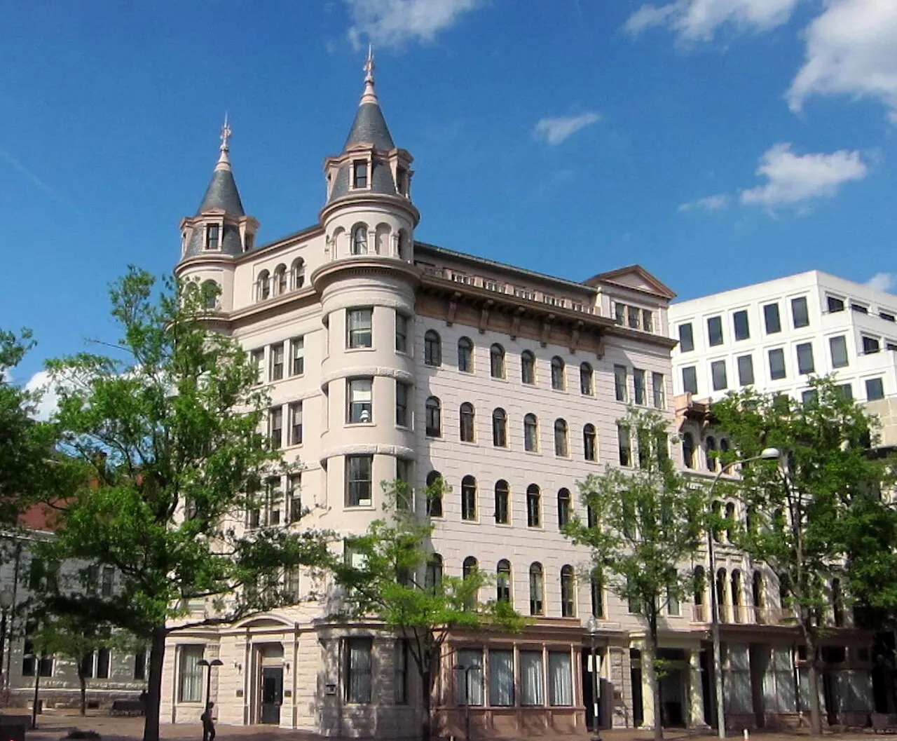 Apex Building