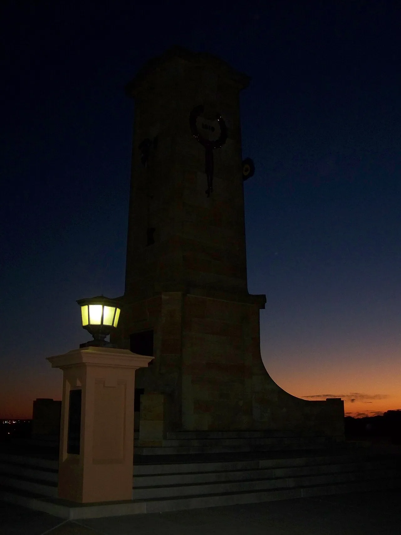 Fremantle War Memorial
