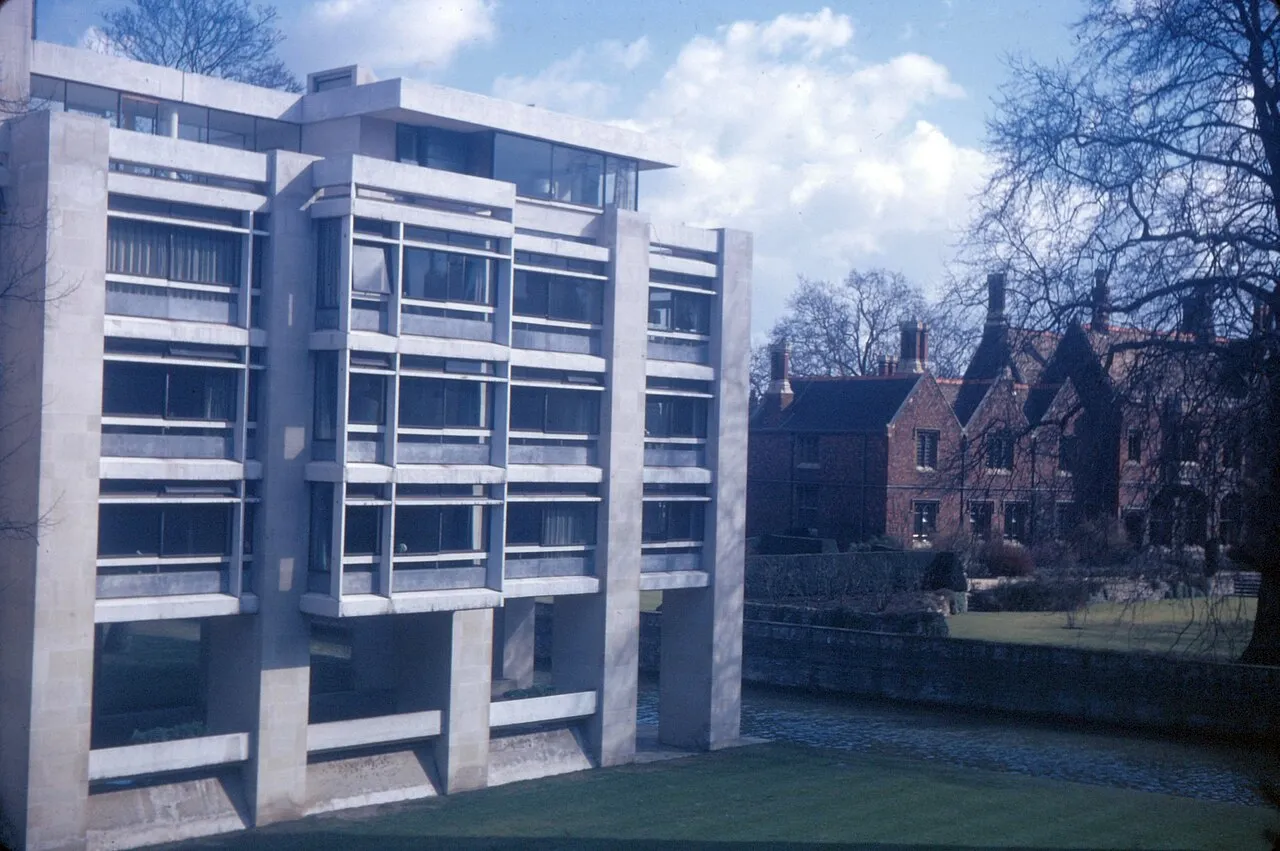 Cripps Building, St John's College