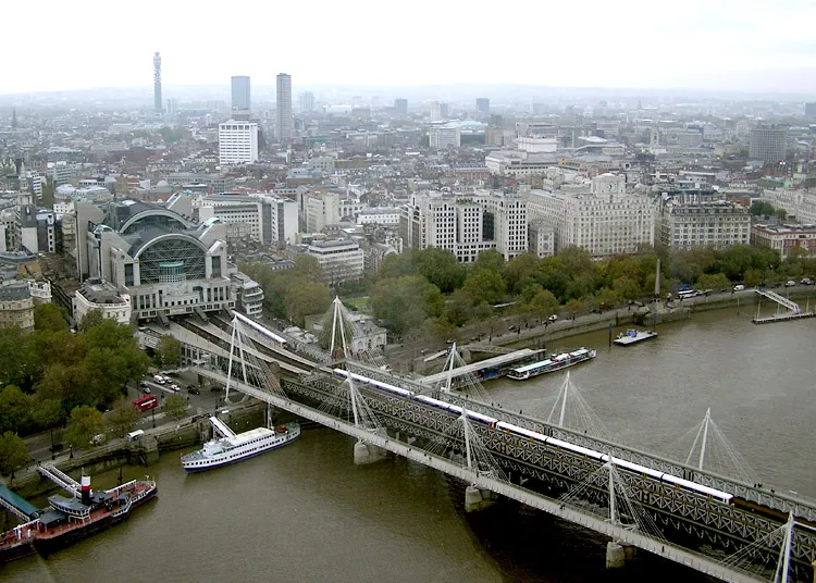 Hungerford Bridge