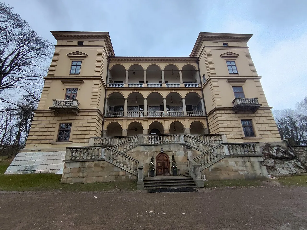 Decius Villa