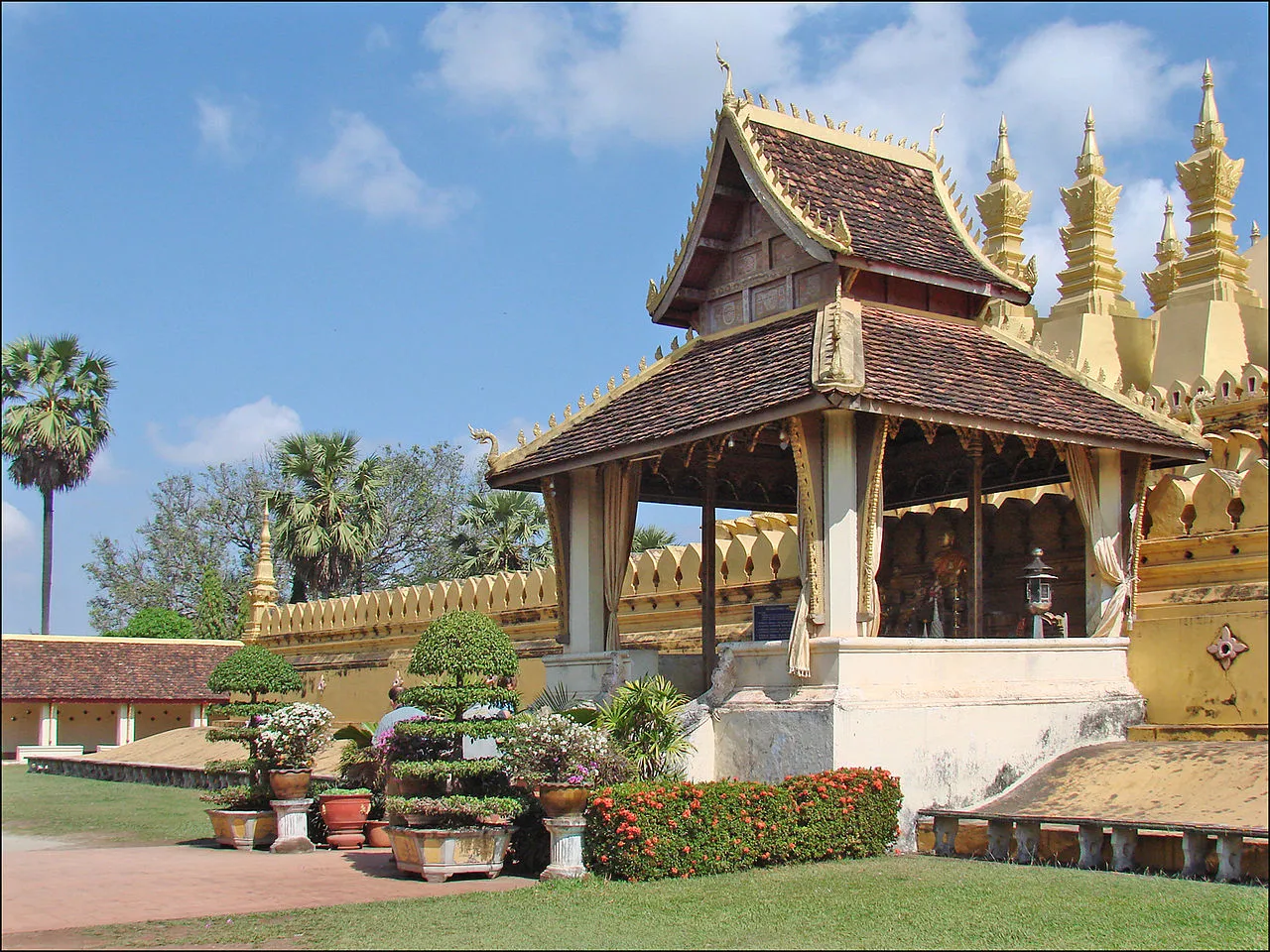 Pha That Luang