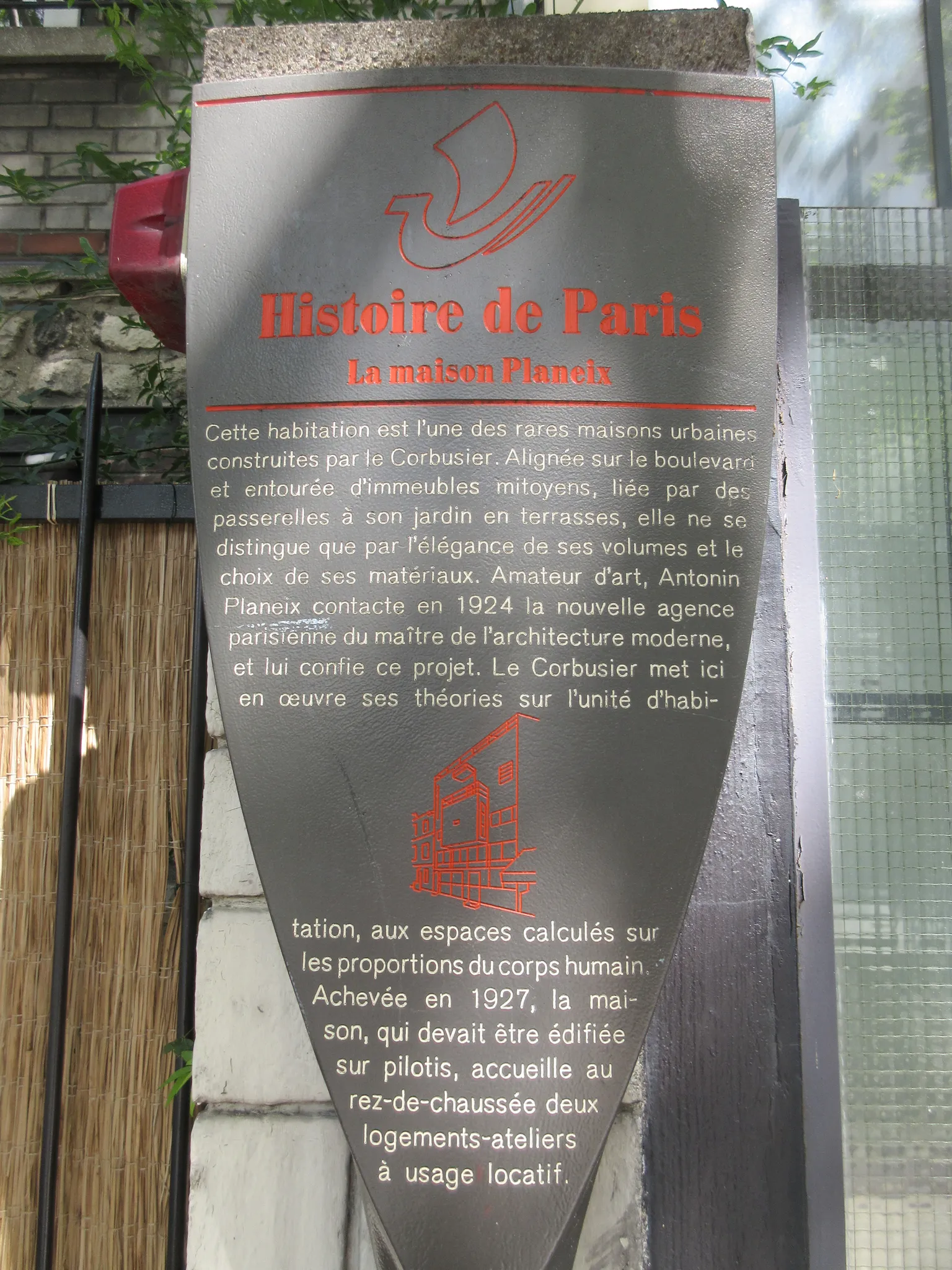 Planeix House