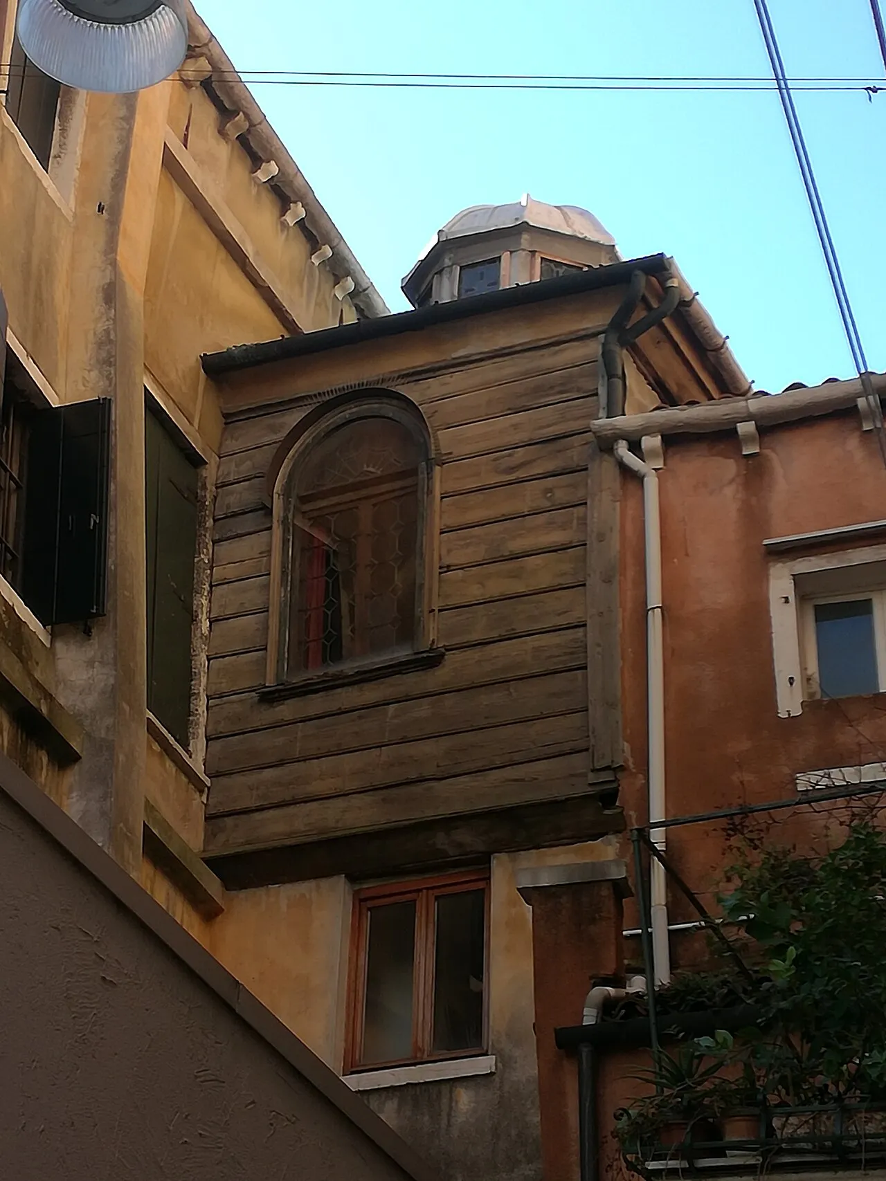 Scola Canton