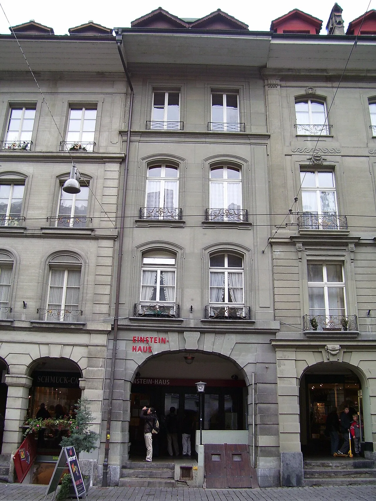Einstein House