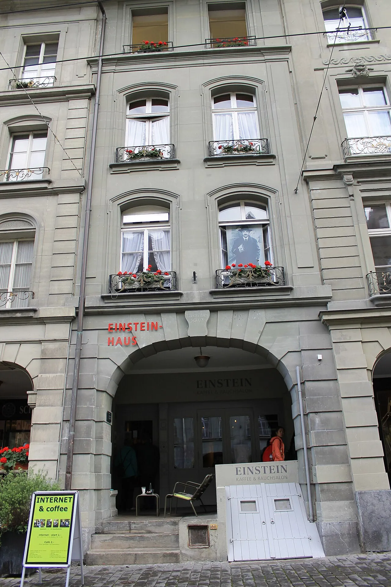 Einstein House