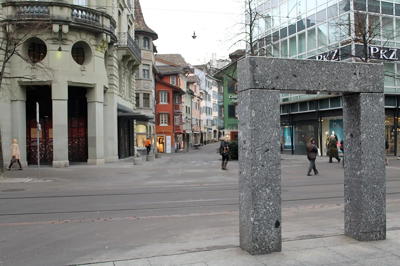 Pavillon-Skulptur