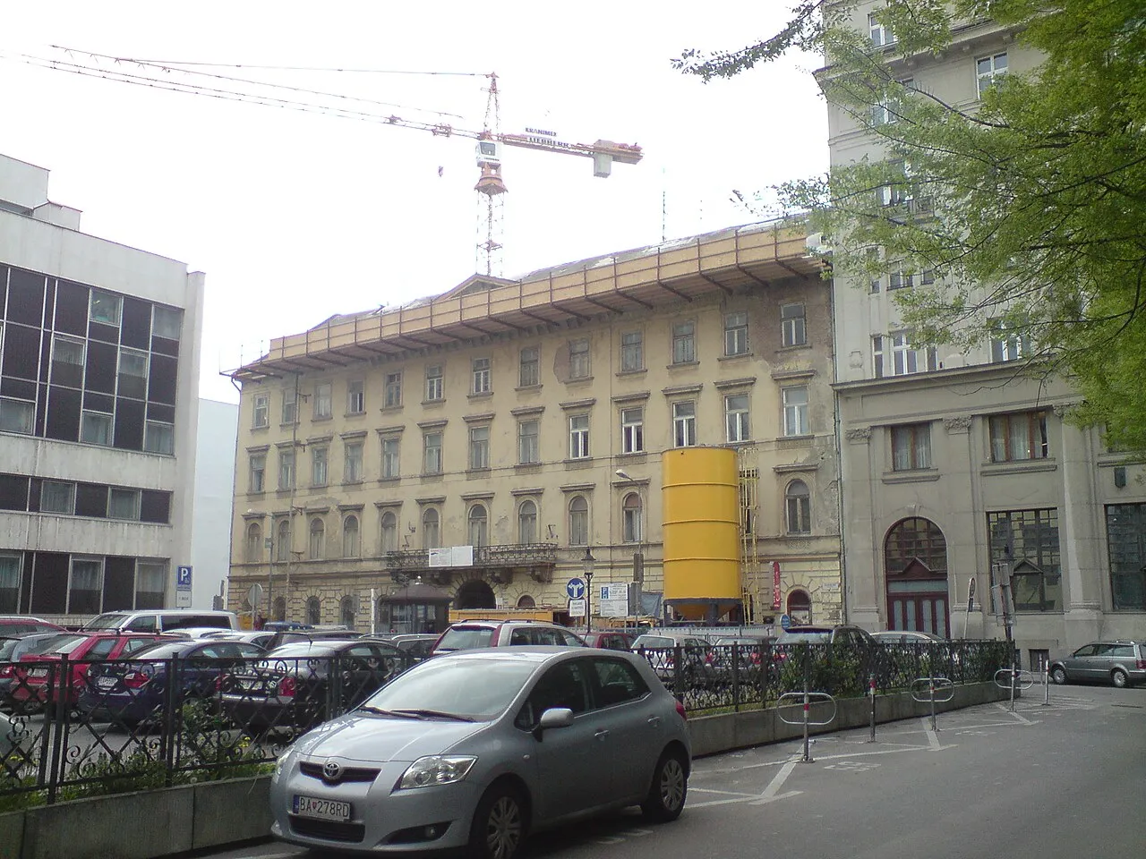 Comenius Square