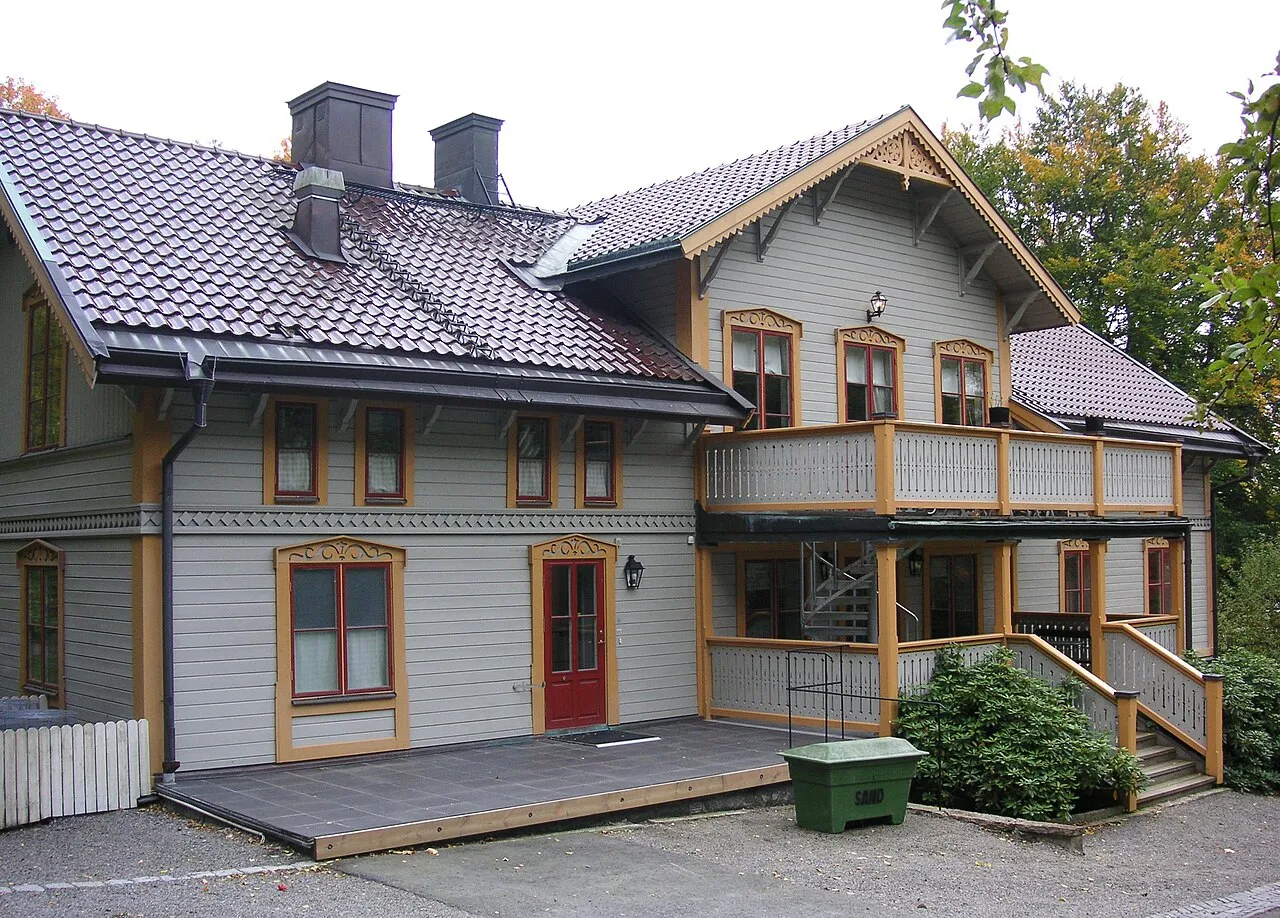 Vårby källa
