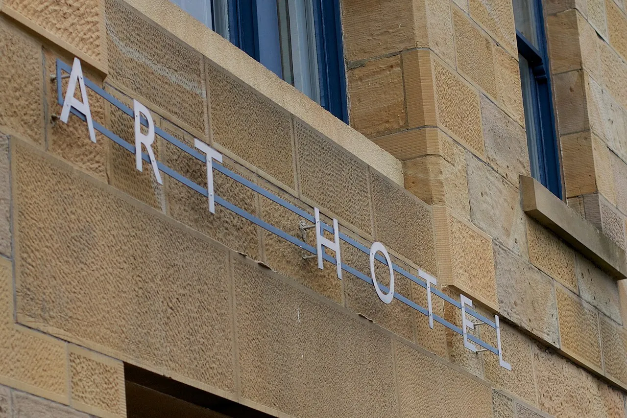 Henry Jones Art Hotel